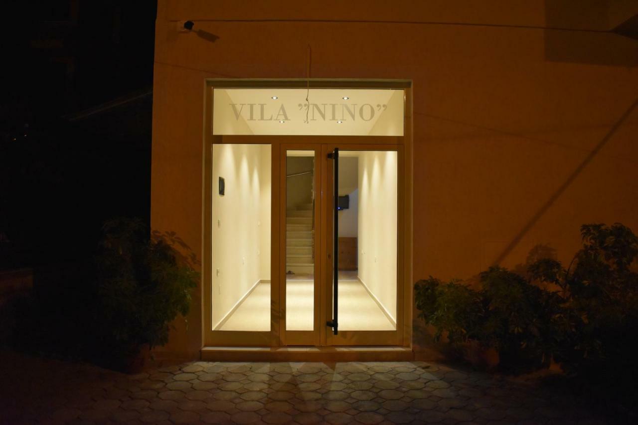 Hotel Vila Nino เบราท ภายนอก รูปภาพ